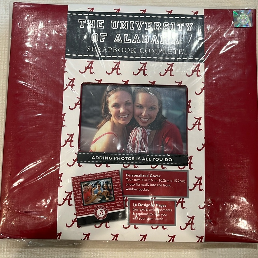 Tapestry for Gibson University of Alabama scrapbook 16 predesigned pages